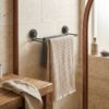 PORTA_TOALHA_FACILITI_BANHO_VENTOSA_PRETO_FOSCO_45X13.5X9CM_SCHMITT -4-